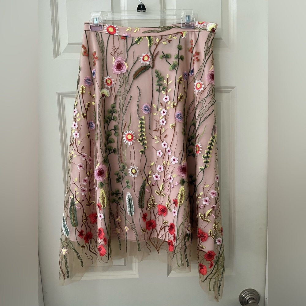 Eva Franco Pink Floral Embroidered A-Line Skirt